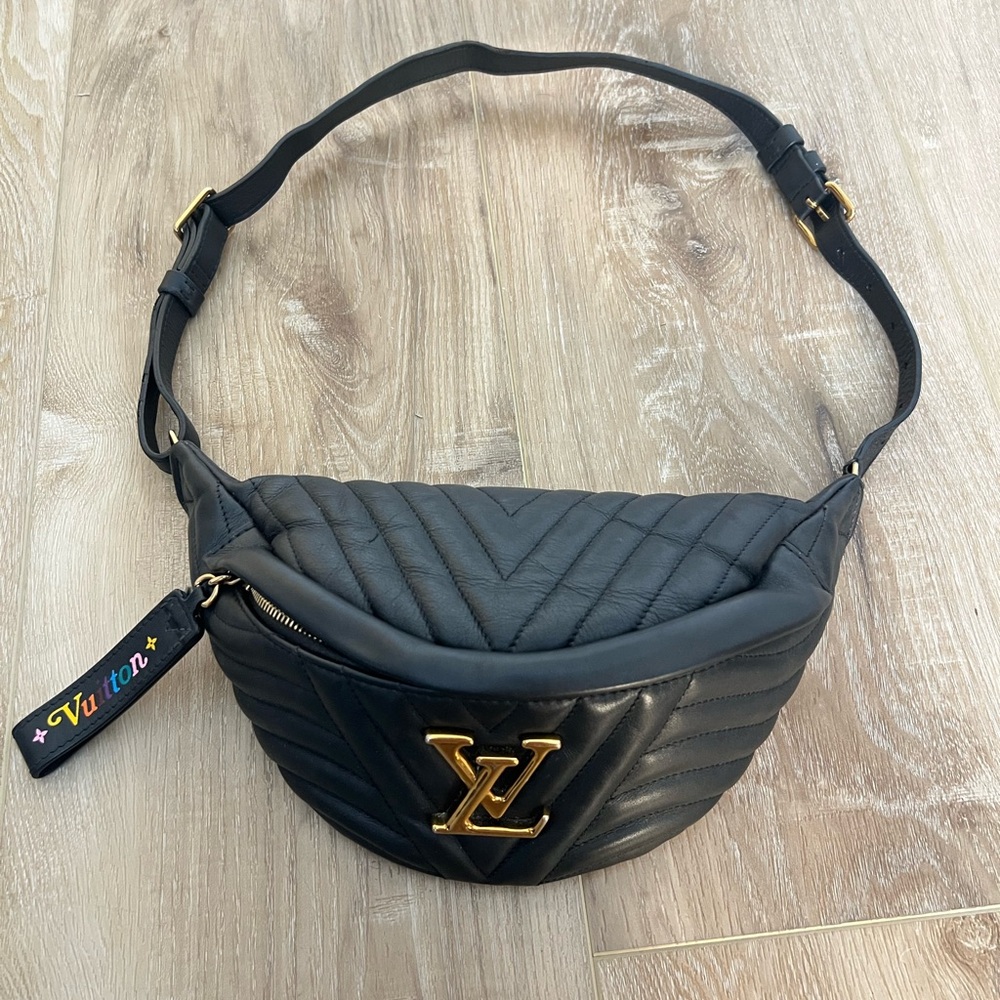 Louis Vuitton New Wave Bumbag - Picture 8 of 8